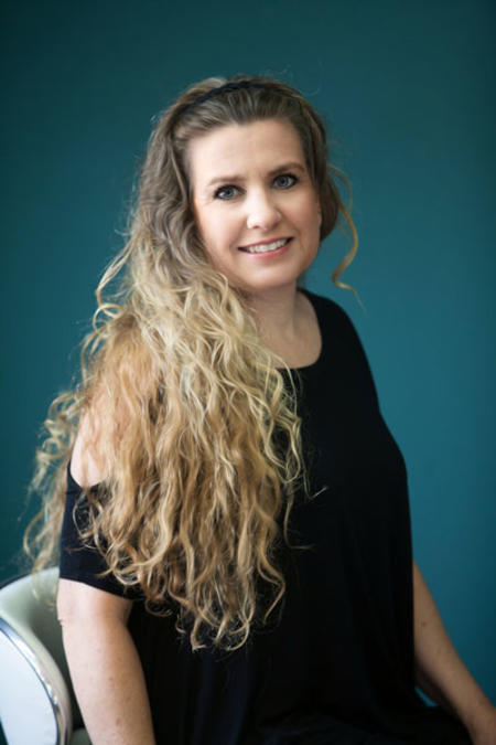 Lisa Dennis